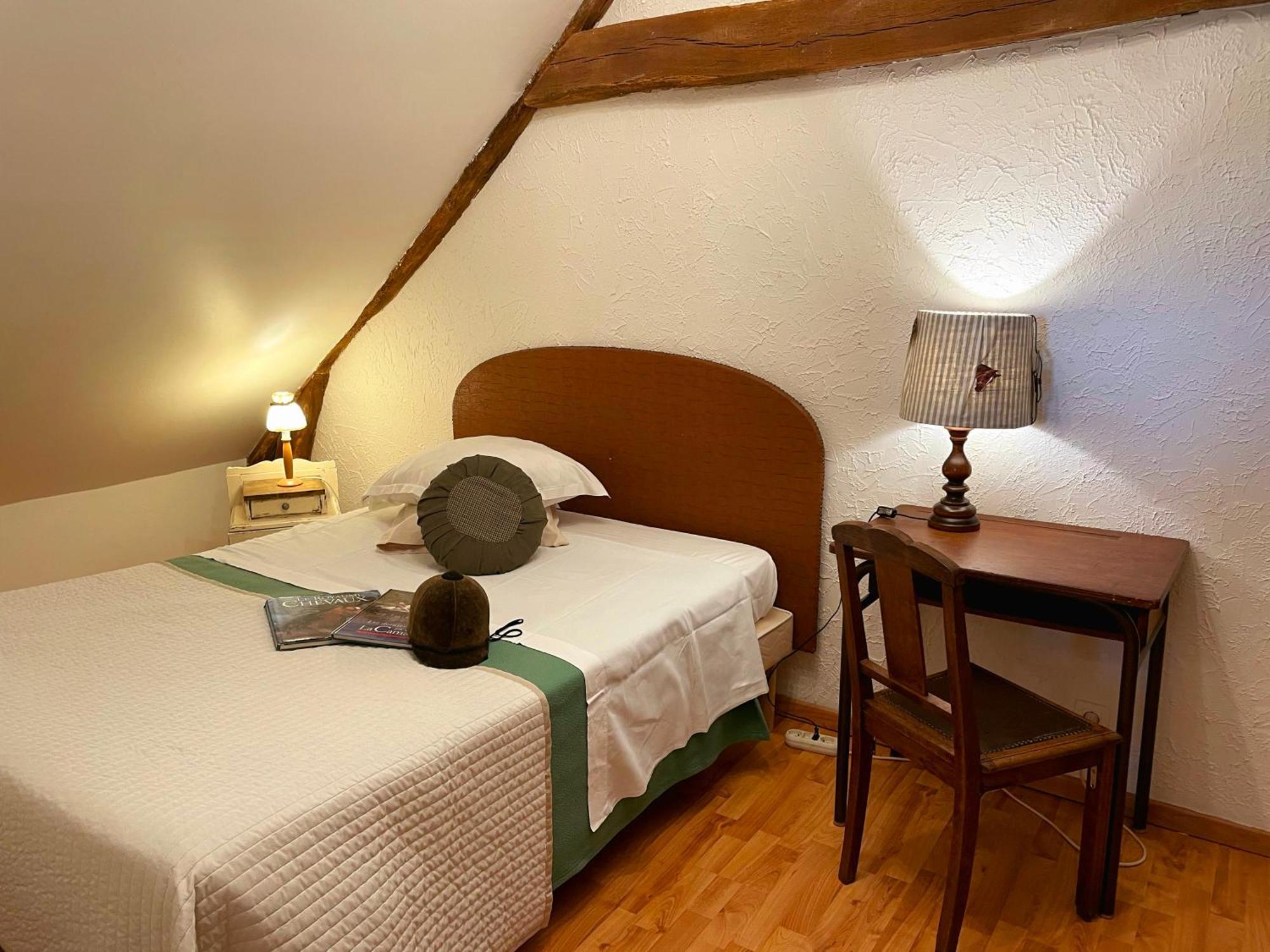 Appart' D'Hotes , Ch Et Gite Au Manoir De La Haute Pilais Chantepie Exterior photo